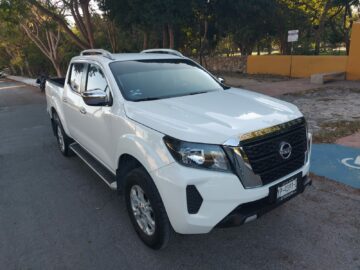 Nissan Frontier LE 2023