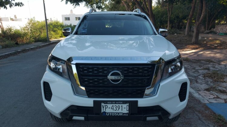 Nissan Frontier LE 2023