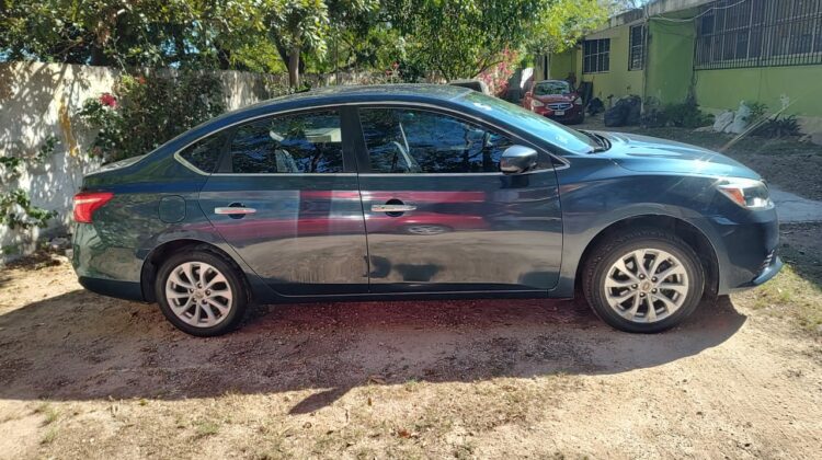 Nissan Sentra Sense CVT 2018