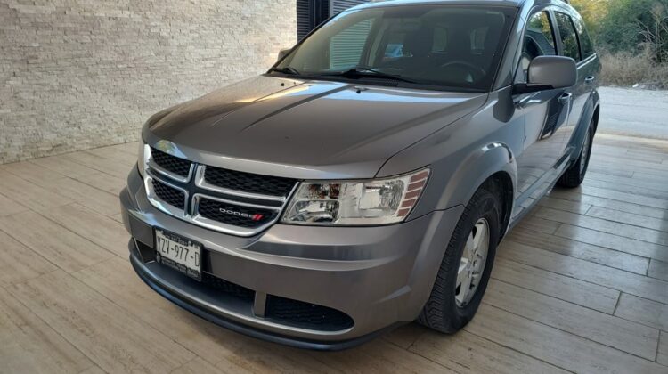 Dodge Journey SE 2012