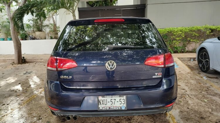 Volkswagen Golf Comfortline 2015