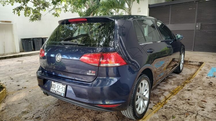 Volkswagen Golf Comfortline 2015