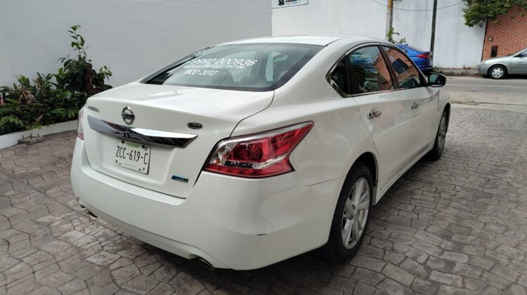 Nissan Altima Sense 2.5 2013