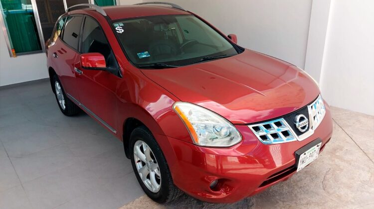 Nissan Rogue SL 2WD 2011