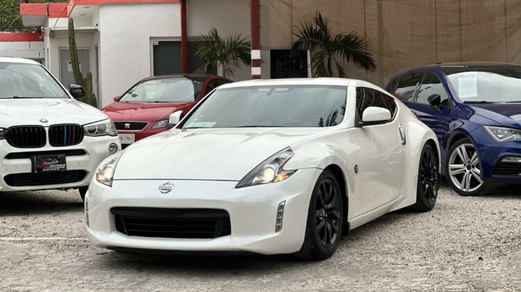 INMACULADO NISSAN 370Z 2018