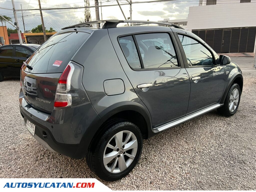 Renault Stepway Sandero 2012