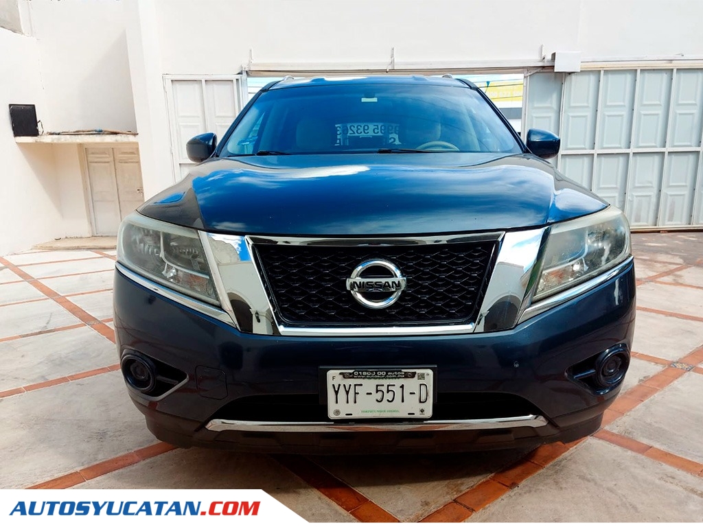 Nissan Pathfinder SE 2015