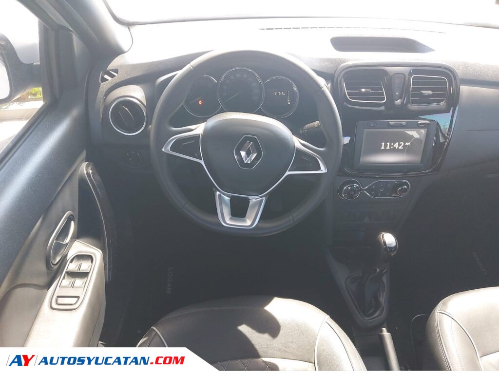 Renault Logan Intens 2024