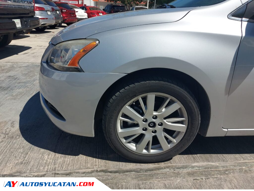 Nissan Sentra Exclusive 2015