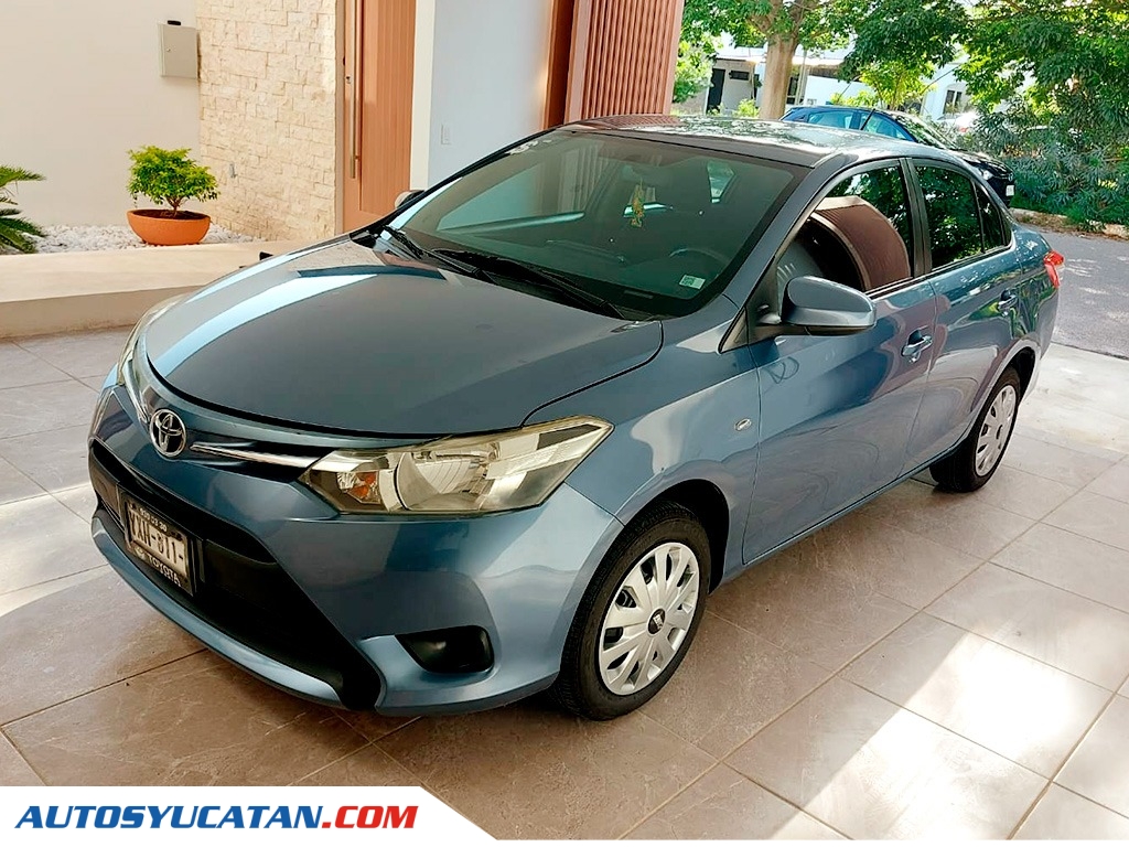 Toyota Yaris Core CVT 2017