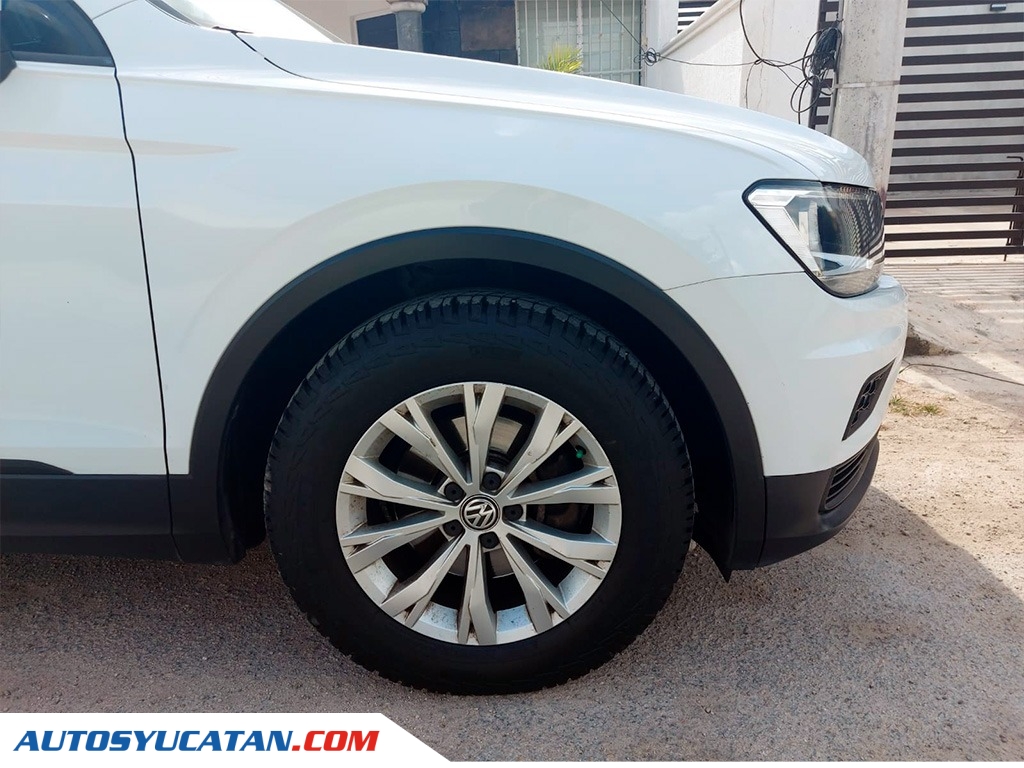 Volkswagen Tiguan Trendline Plus 5 Pasajeros 2019