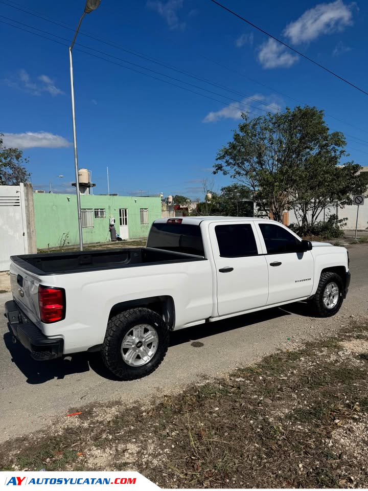 CHEVROLET SILVERADO 1500 2018