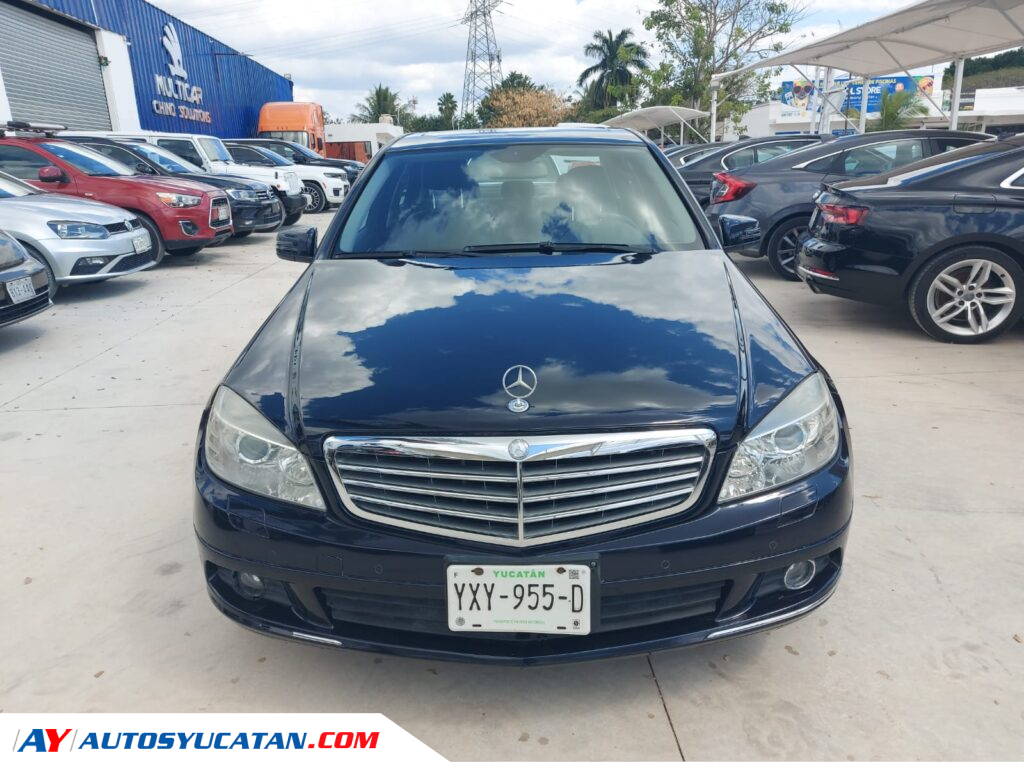 Mercedes-Benz C300  Elegance 2011