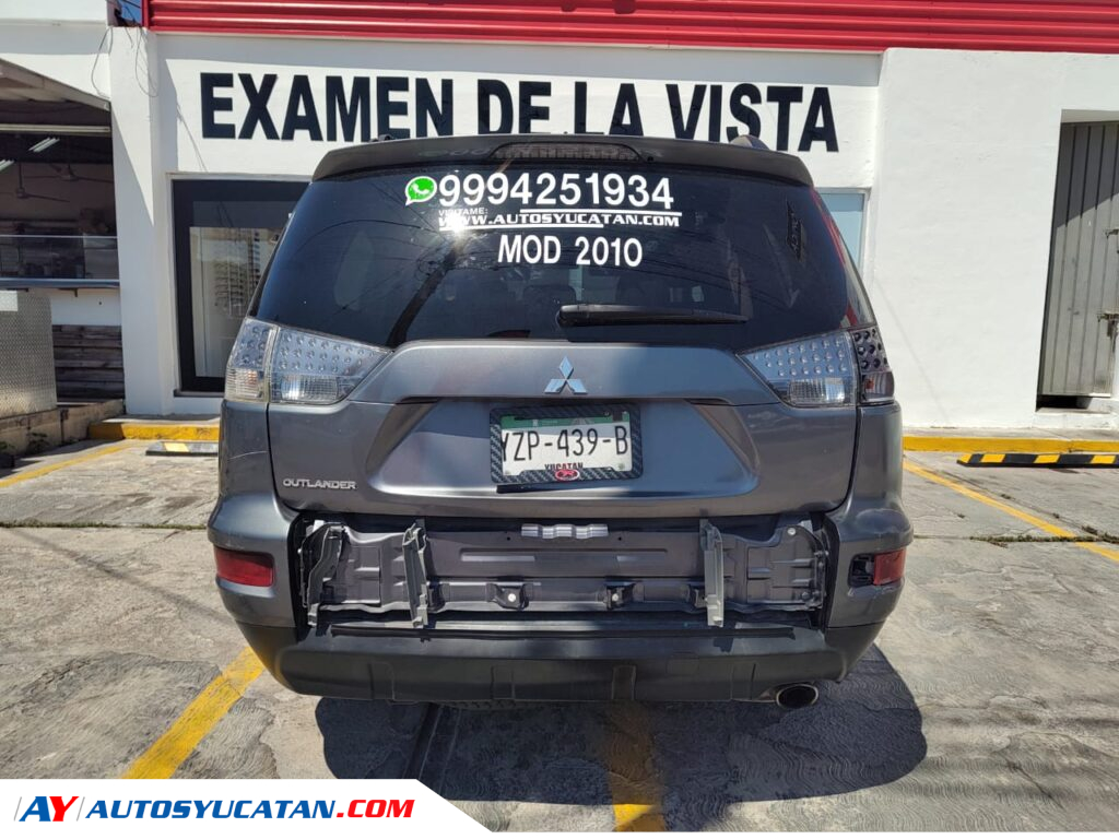 Mitsubishi Outlander ES 2010